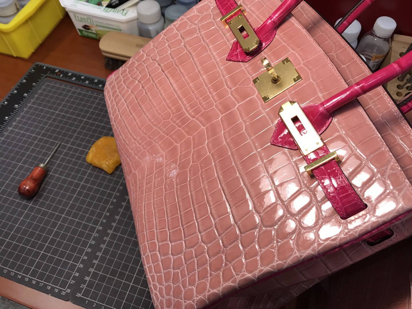 爱马仕 HERMES 铂金包 Birkin 30cm 配全套专柜原版包装 全球发售 鳄鱼 8w 新唇膏粉 新玫瑰粉 rose azalee 拼 rose tyrien 糖果粉 e5