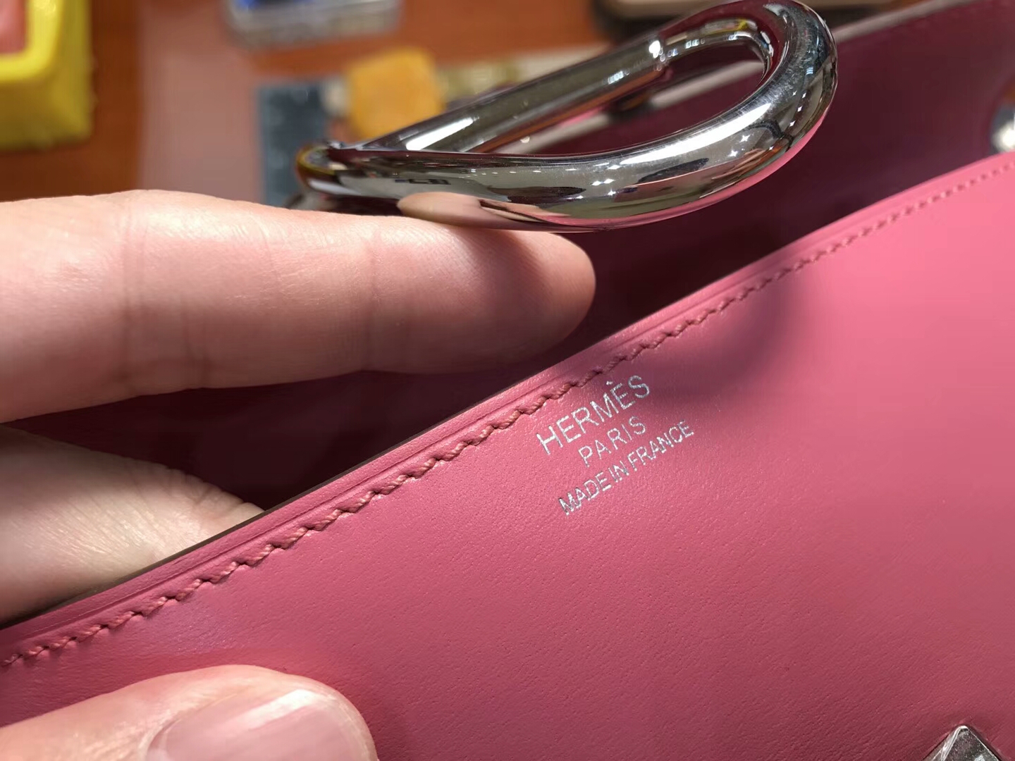 Egee Clutch 猪鼻子手拿包 8W 新唇膏粉 新玫瑰粉 rose azalee HERMES 爱马仕 配全套专柜原版包装 全球发售