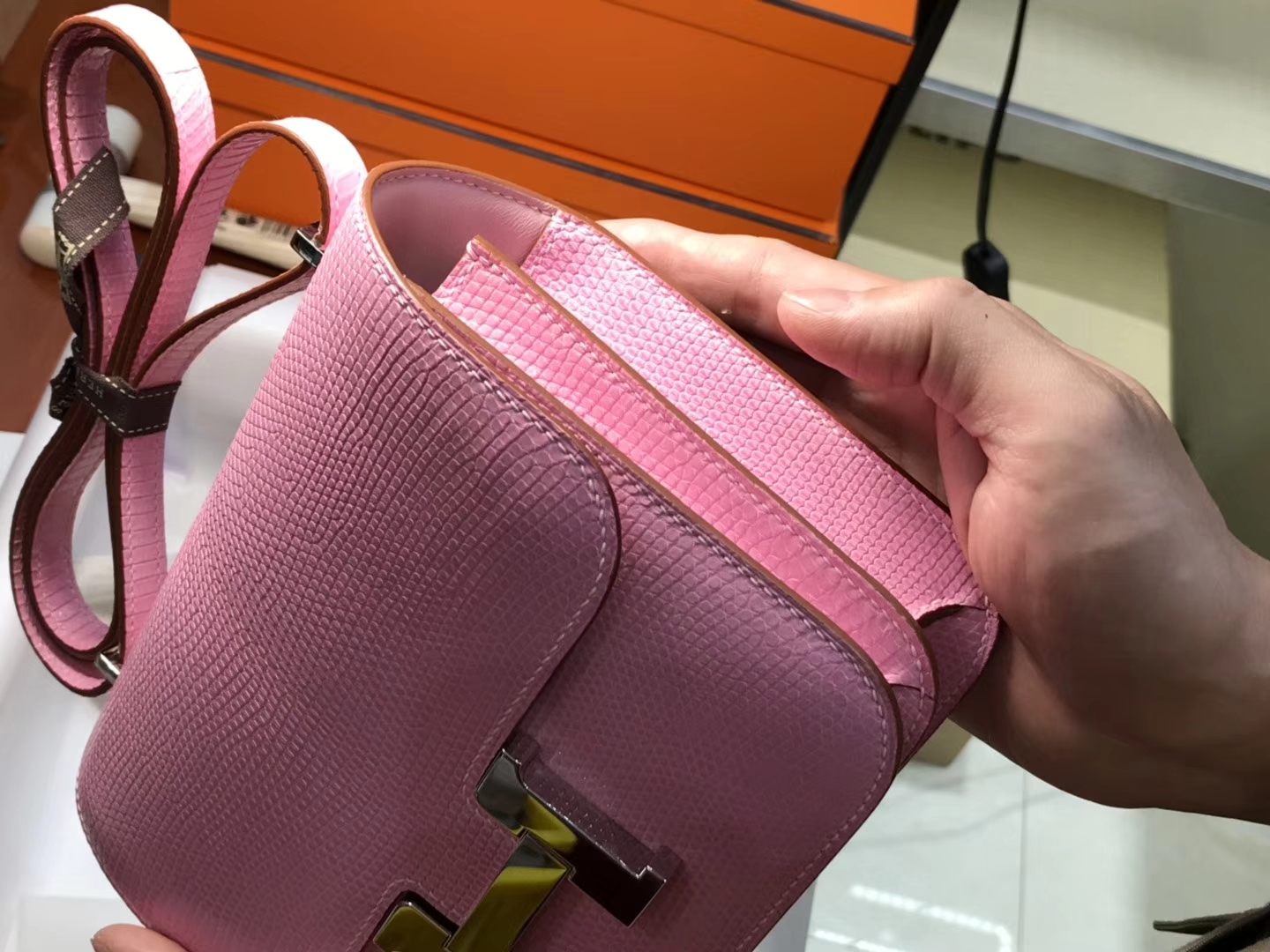 Hermes 爱马仕 空姐包 Constance 蜥蜴皮 rose sakura 水粉色 3q 定制15-20天发货 配全套专柜原版包装