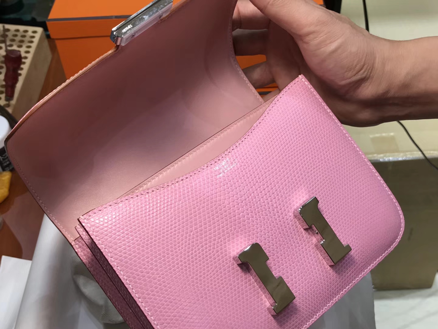 Hermes 爱马仕 空姐包 Constance 蜥蜴皮 rose sakura 水粉色 3q 定制15-20天发货 配全套专柜原版包装