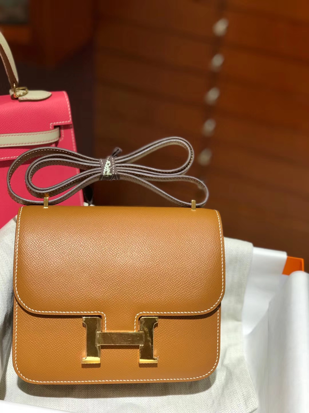 HERMES 空姐包 Constance  手掌纹 CK37 金棕色 Gold 金扣
