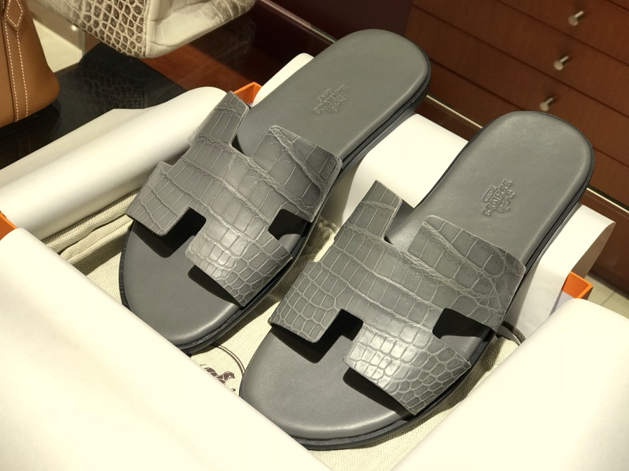 Hermes 鳄鱼皮男士拖鞋 铁灰 Crocodile leather 意大利树羔皮底 手工缝制工艺 高端订制