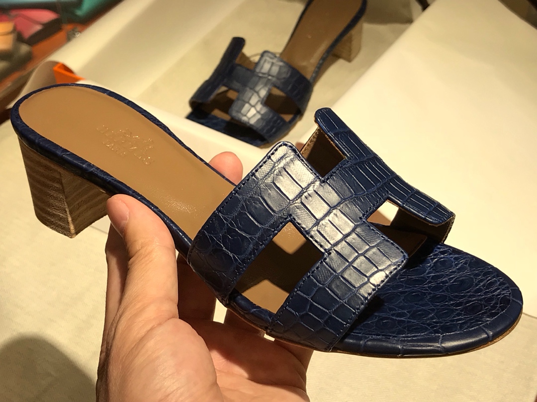 Hermes 鳄鱼皮女士拖鞋 Crocodile leather 意大利树羔皮底 深蓝色 
