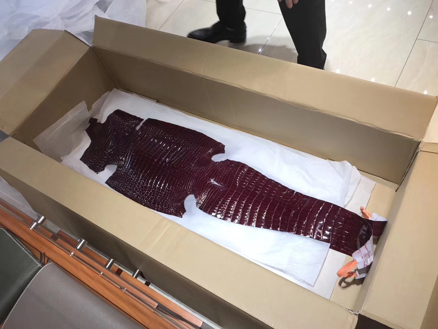 HERMES 密西西比 鳄鱼皮 选皮 经典色系 金银扣款可定制 高端货 厂家直销