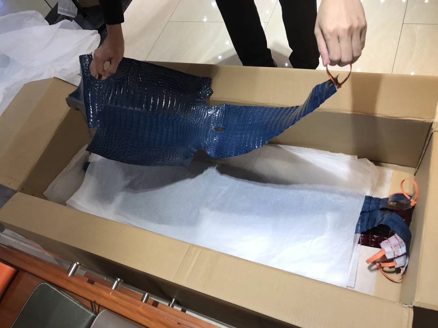 HERMES 密西西比 鳄鱼皮 选皮 经典色系 金银扣款可定制 高端货 厂家直销