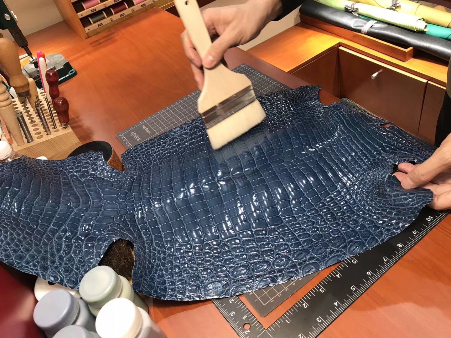 HERMES 密西西比 鳄鱼皮 选皮 经典色系 金银扣款可定制 高端货 厂家直销