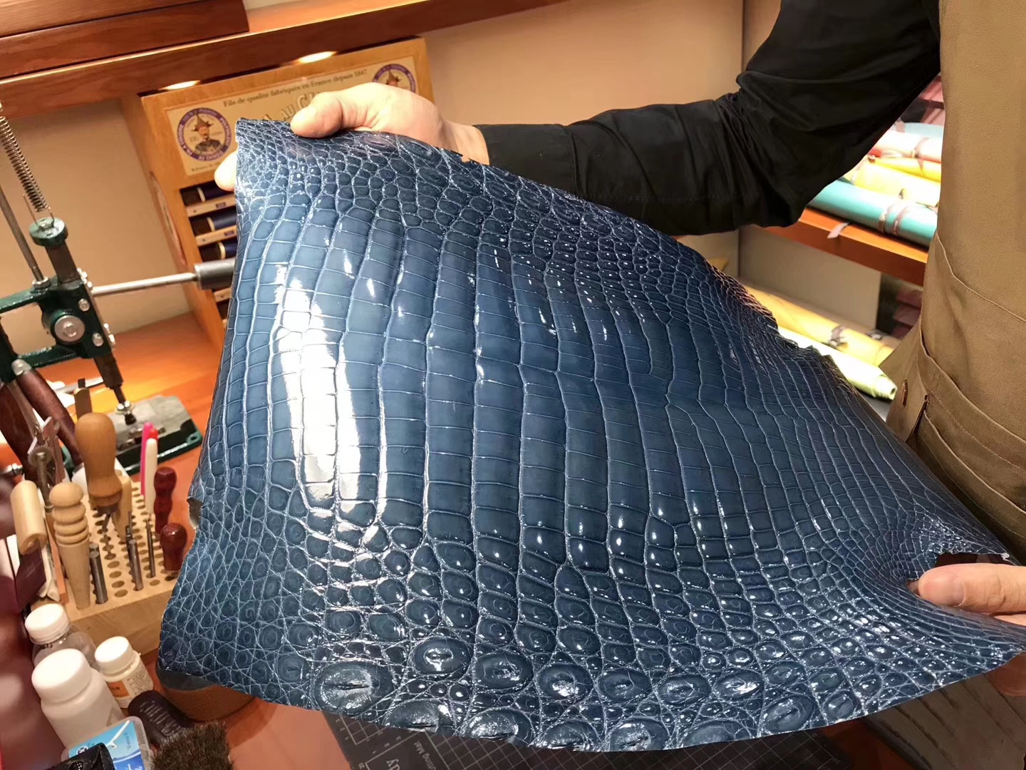 HERMES 密西西比 鳄鱼皮 选皮 经典色系 金银扣款可定制 高端货 厂家直销