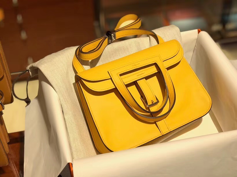 HERMES 爱马仕 Halzan swift 银扣 配全套专柜原版包装 琥珀黄