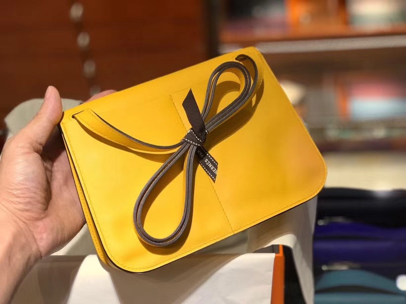 HERMES 爱马仕 Halzan swift 银扣 配全套专柜原版包装 琥珀黄