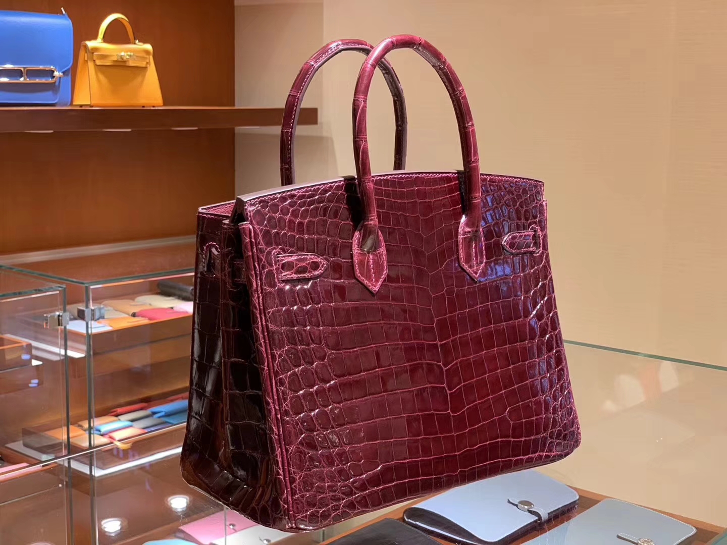 爱马仕 HERMES 铂金包 Birkin 30cm 亮面鳄鱼皮 纯手工  酒红色 带钻  银扣