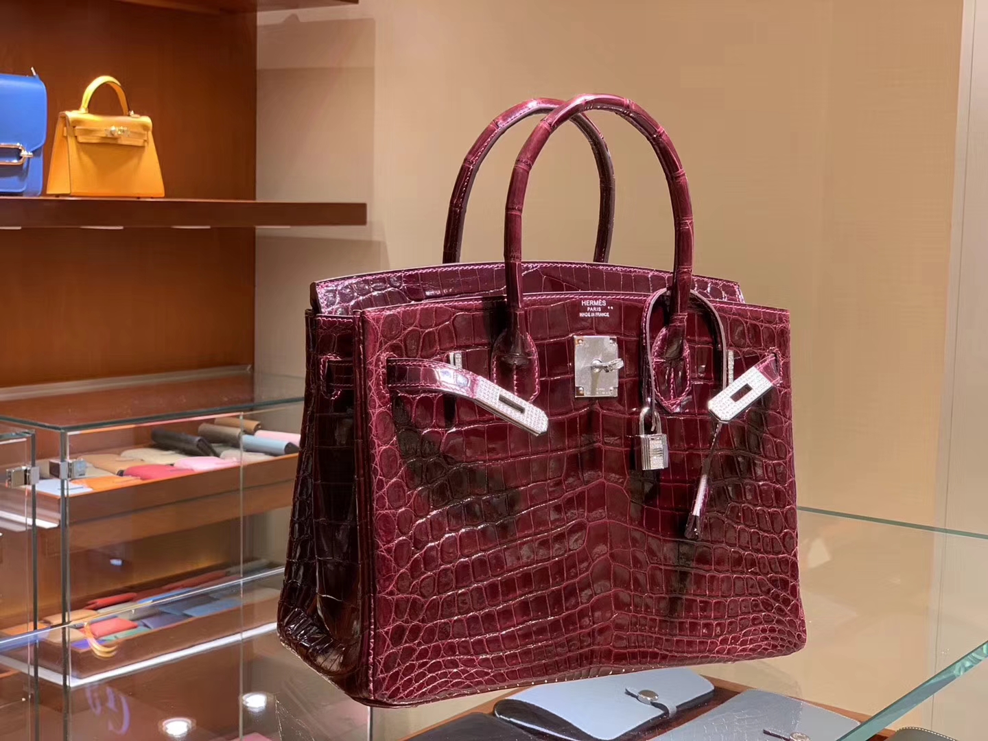爱马仕 HERMES 铂金包 Birkin 30cm 亮面鳄鱼皮 纯手工  酒红色 带钻  银扣