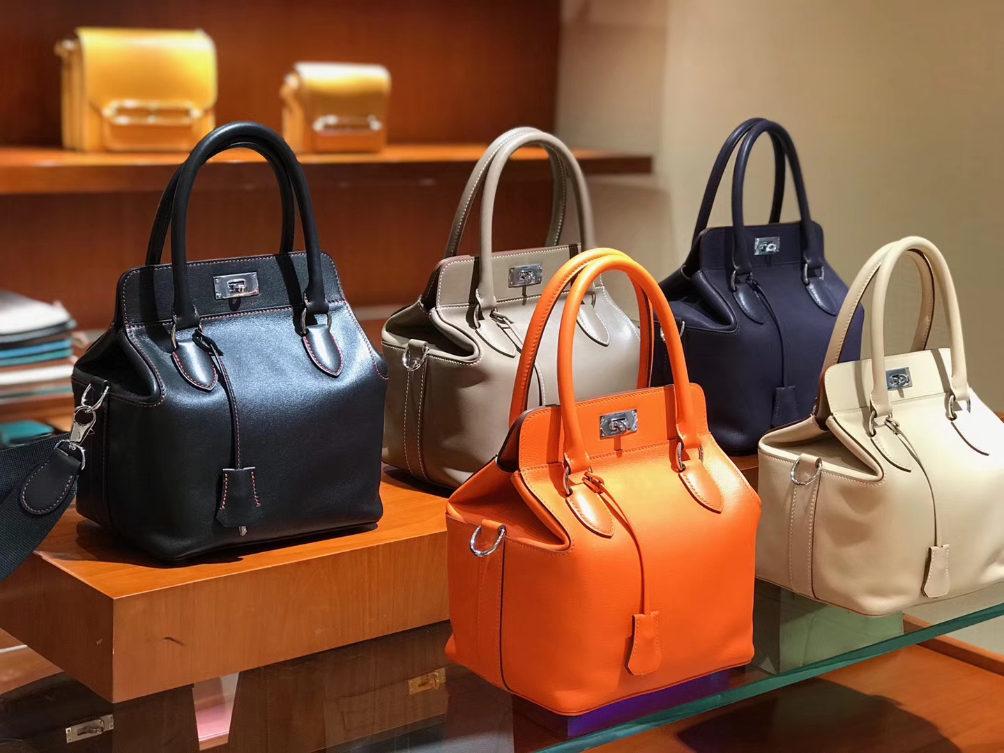 HERMES 爱马仕 专柜新款 Toolbox Swift 牛奶盒 20cm 