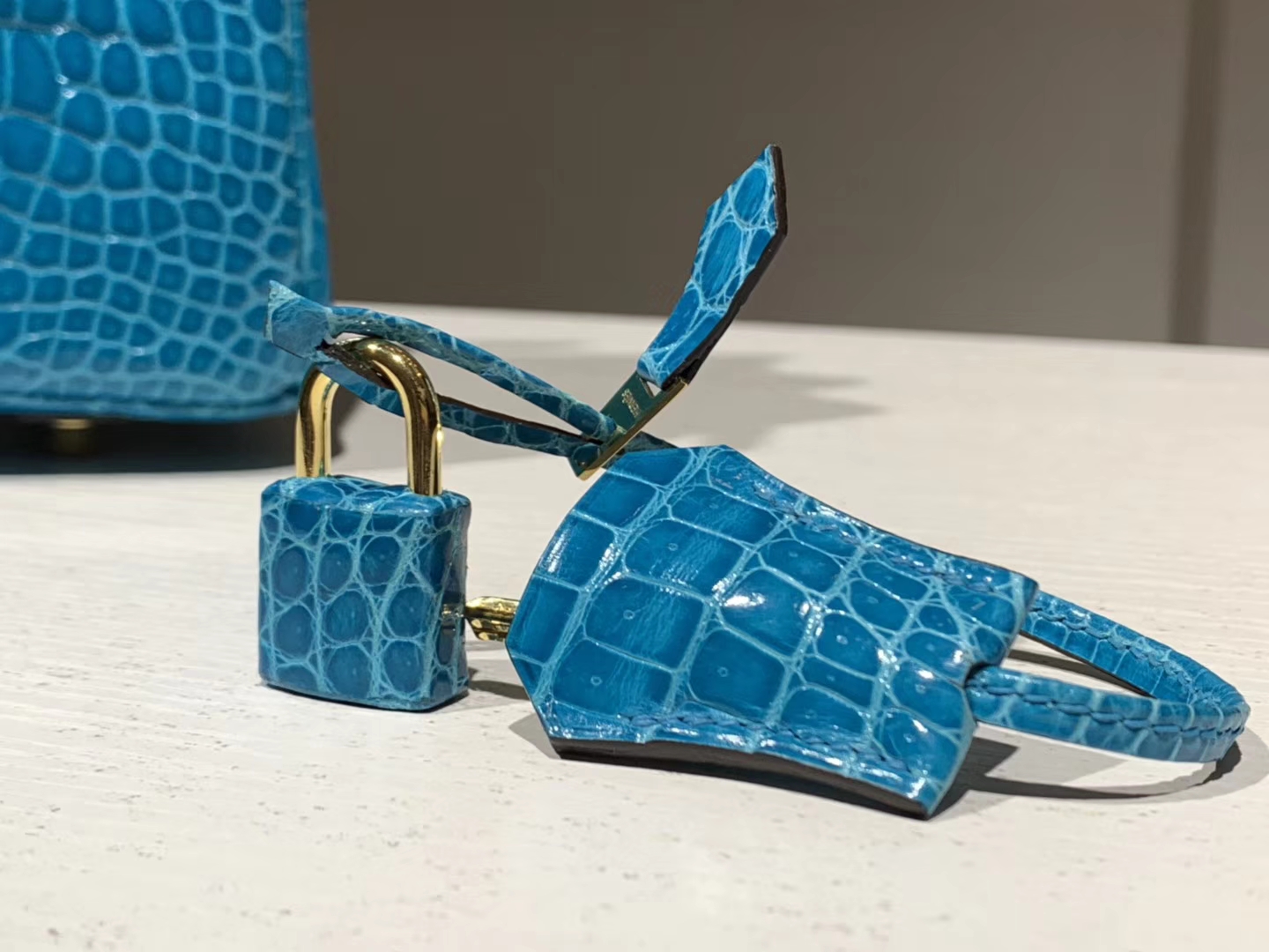 HERMES 爱马仕 Brikin 25cm 鳄鱼皮 湖水蓝 现货