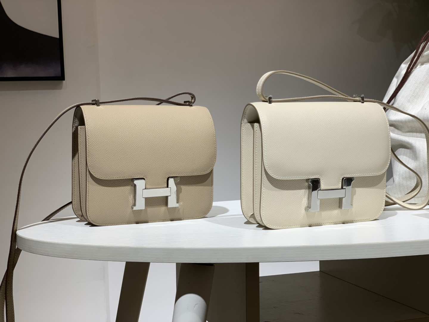 HERMES 爱马仕 空姐包 Constance 18cm 24cm Epsom 风衣灰 奶昔白