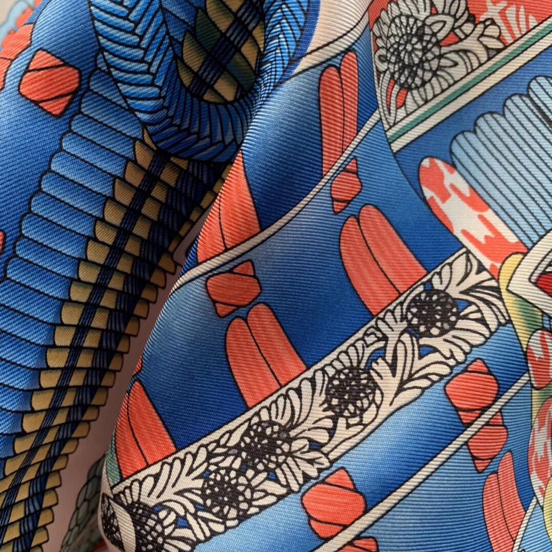 H 90 海报款—《武士的服饰》  精致手工卷边 粉色