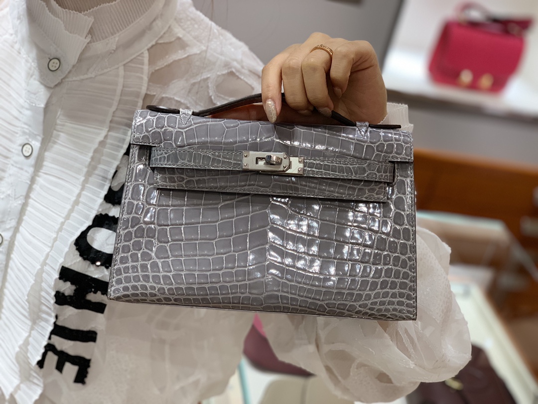 HERMES 爱马仕女包批发 Mini Kelly 22cm 银河灰  现货 原厂鳄鱼皮