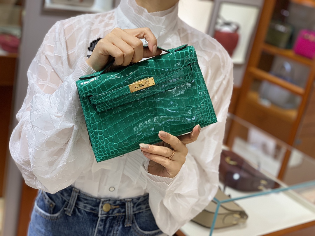 HERMES 爱马仕女包批发 Mini Kelly 22cm 翡翠绿 现货 原厂鳄鱼皮
