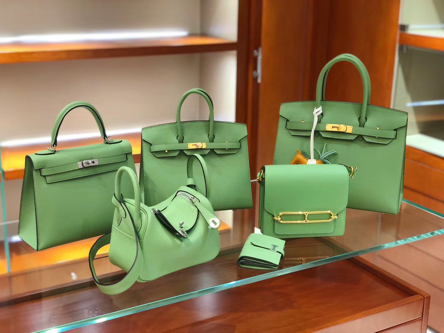 爱马仕中国官网 HERMES 牛油果绿