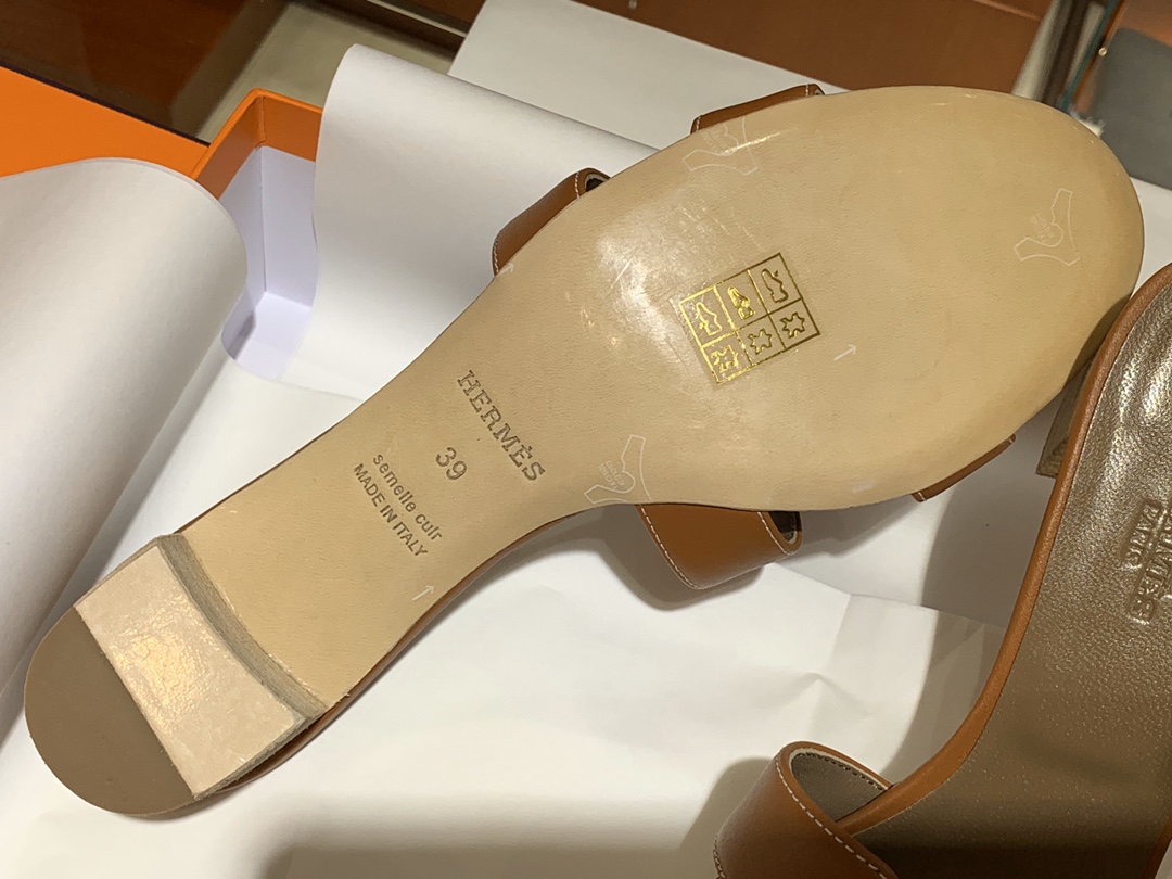 H经典款拖鞋  高端订制  独家品质 平底35~41 高跟35~41(跟高4cm) 尺寸同步专柜  偏小一码 