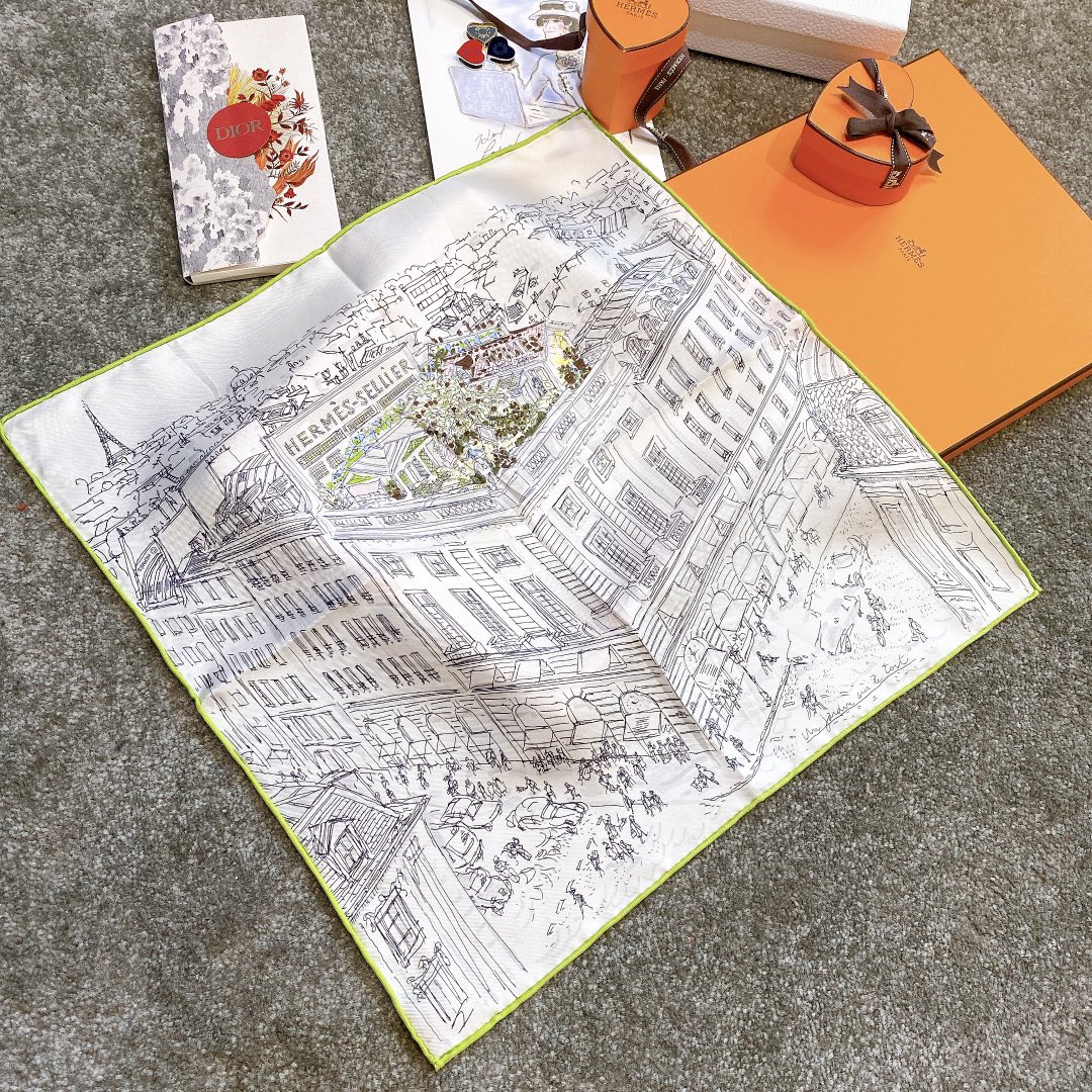HERMES 《屋顶花园》45x45cm 小方巾 绿色-铂金女王 HERMES 《屋顶花园》45x45cm 小方巾 绿色
