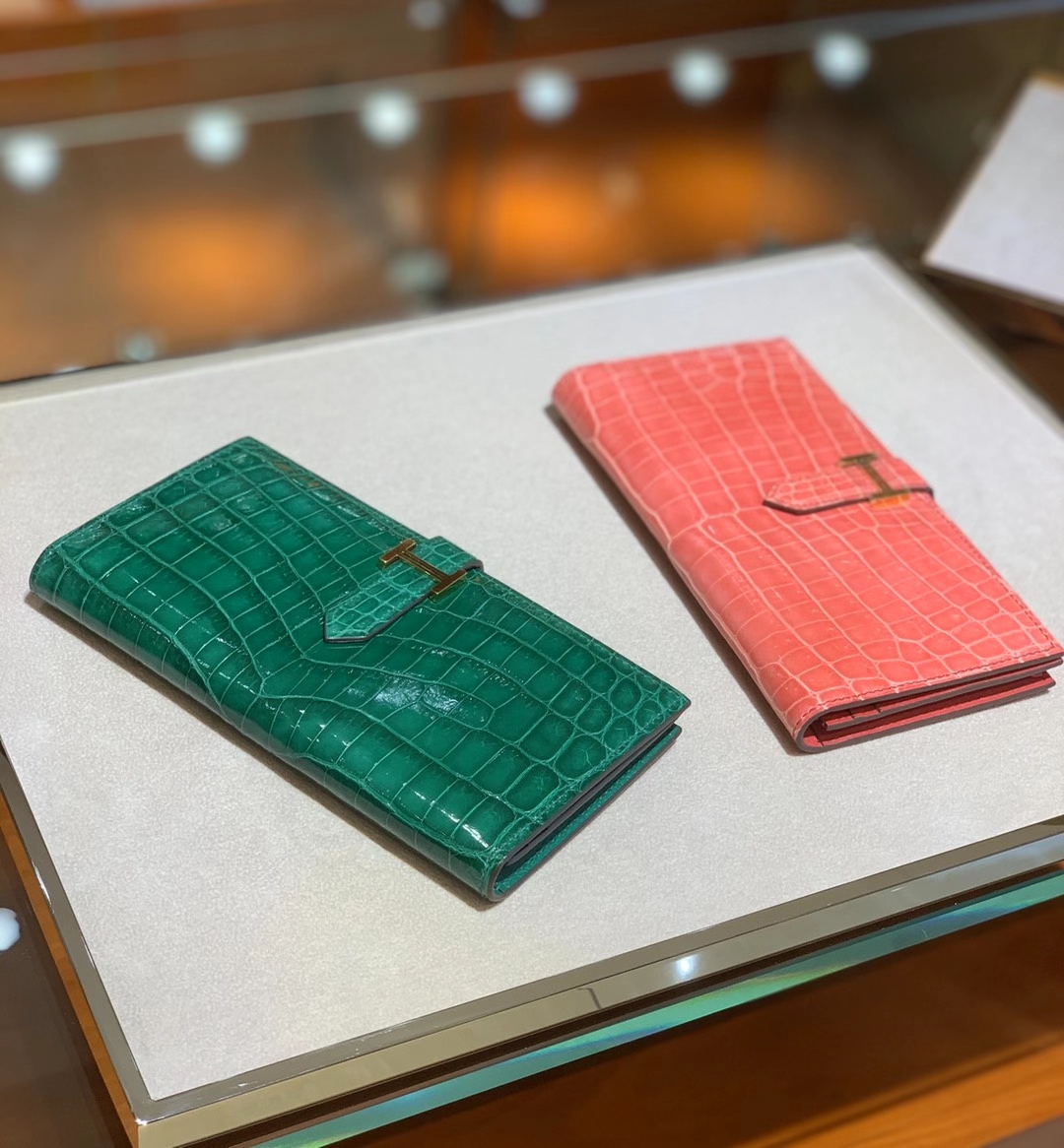 HERMES 爱马仕 祖母绿 唇膏粉 鳄鱼皮 金扣 Bearn