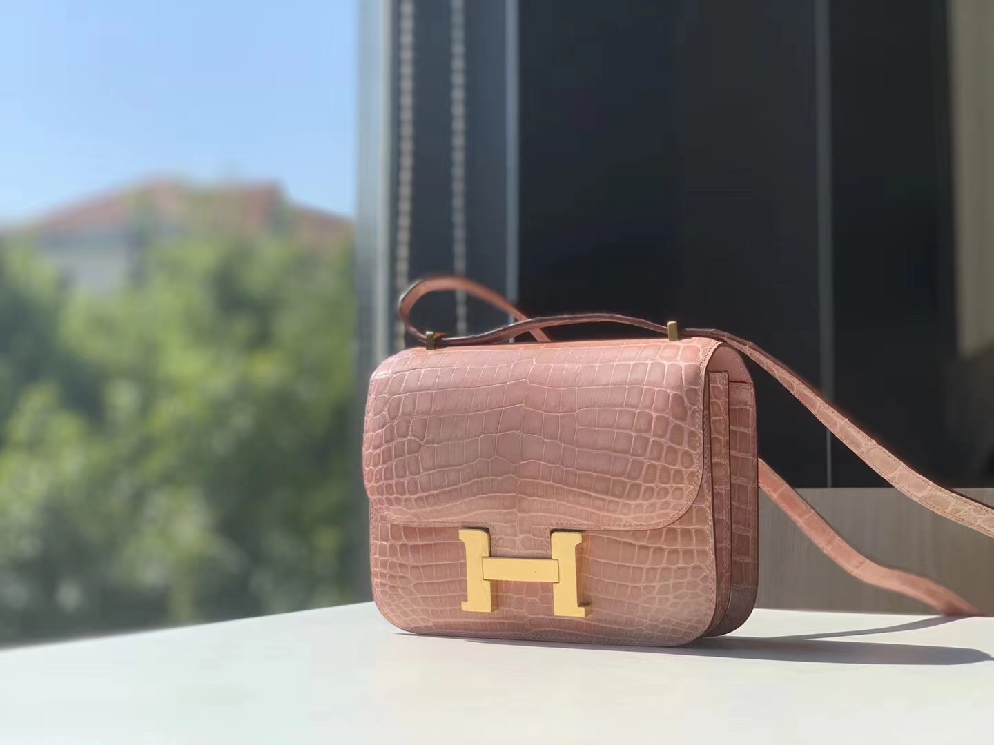 HERMES 康康 空姐包 Constance 鳄鱼 金扣 银扣 可接受定制 奶昔粉-铂金女王 HERMES 康康 空姐包 Constance 鳄鱼 金扣 银扣 可接受定制 奶昔粉