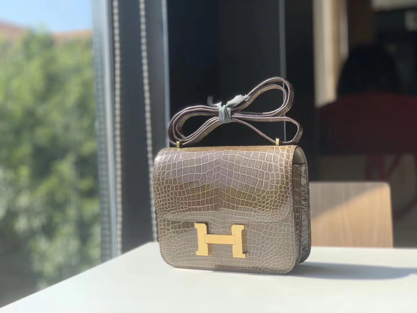 HERMES 康康 空姐包 Constance 鳄鱼 金扣 银扣 可接受定制 大象灰-铂金女王 HERMES 康康 空姐包 Constance 鳄鱼 金扣 银扣 可接受定制 大象灰