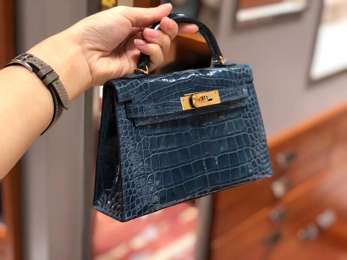 爱马仕 Kelly二代 19cm Alligator 原厂定制鳄鱼皮 鸭子蓝 现货-铂金女王 爱马仕 Kelly二代 19cm Alligator 原厂定制鳄鱼皮 鸭子蓝 现货
