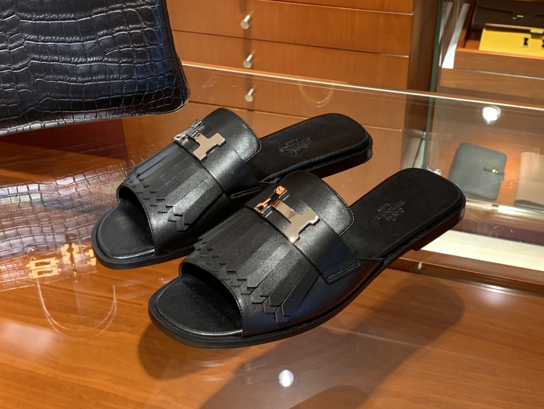 HERMES 新款鱼嘴平跟拖鞋 黑色 小羊皮材质 手工定制 货期12天