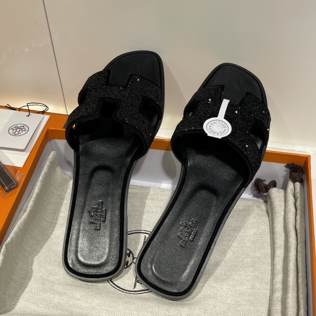 爱马仕 HERMES 水钻款拖鞋 手工定制 1:1品质 35-41(偏小一码) 12天出货