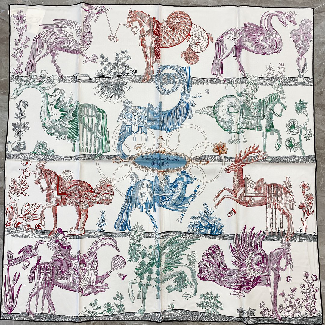 HERMES 爱马仕 《 神奇骏马》双面方巾 藏蓝色 Size：90x90cm 100%真丝