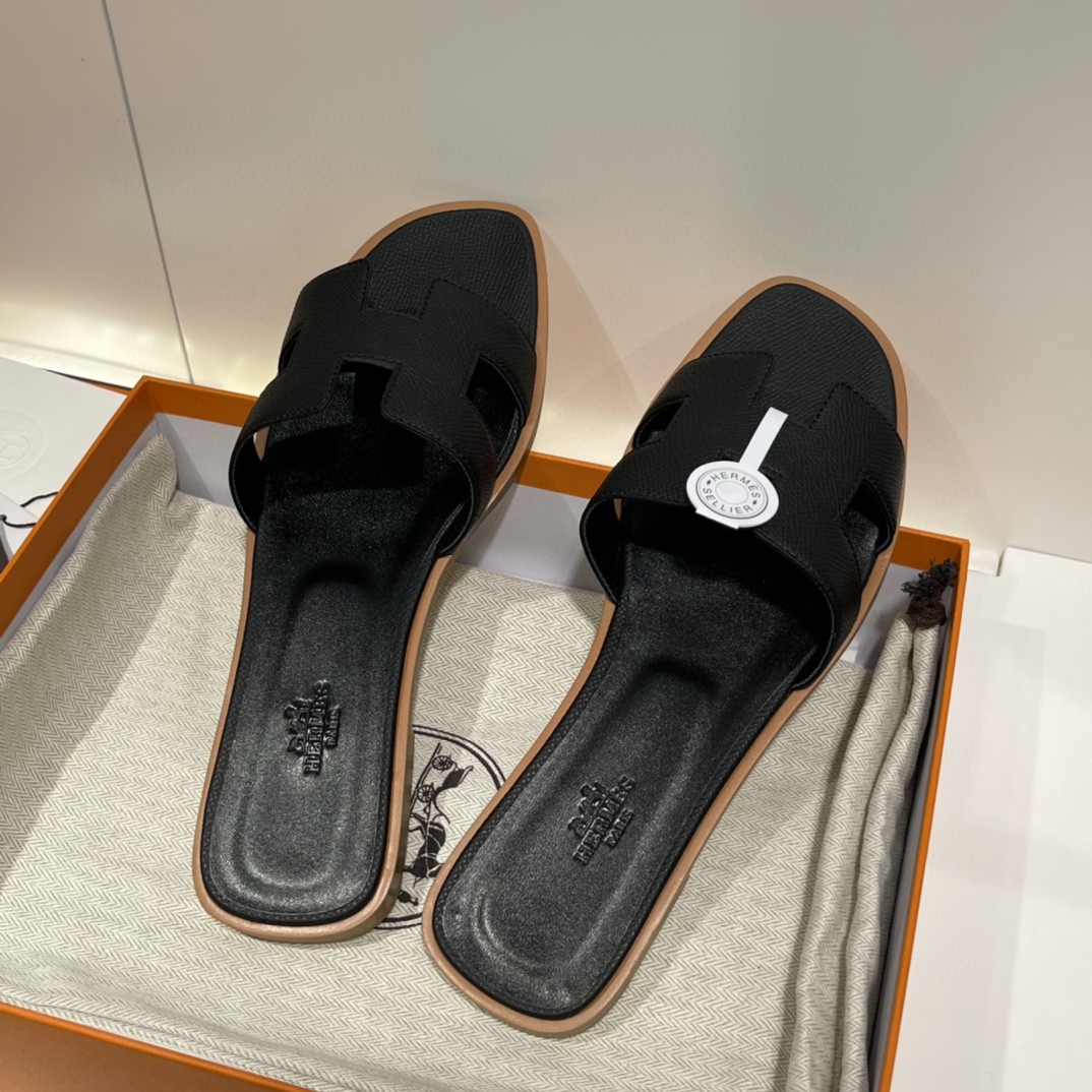 爱马仕 客订的掌纹拖鞋出货 手工定制 可定制全黑垫脚  意大利树羔皮大底 纯手工工艺 35-41（偏小一码）