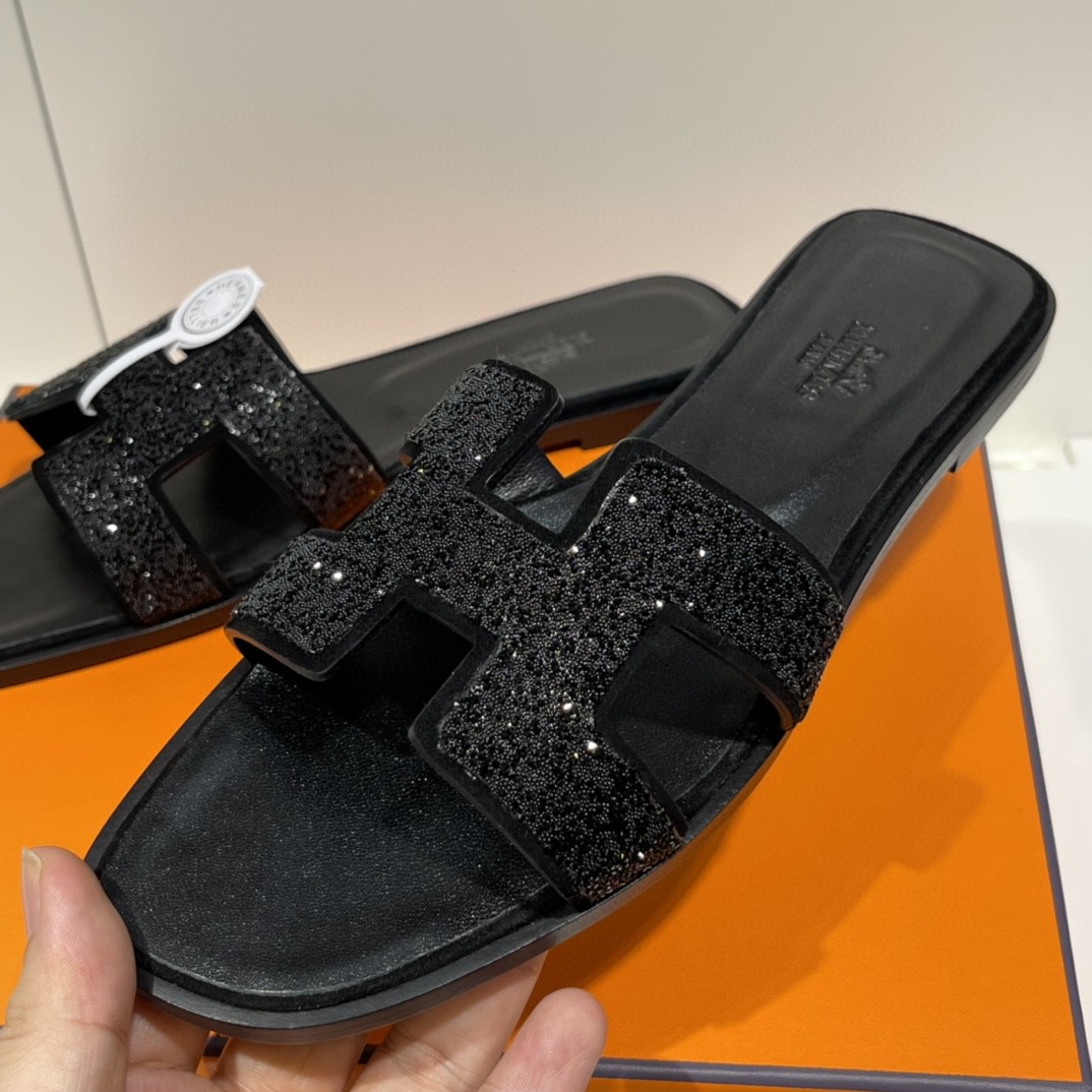 爱马仕 HERMES 水钻款拖鞋 手工定制 1:1品质 35-41(偏小一码) 12天出货