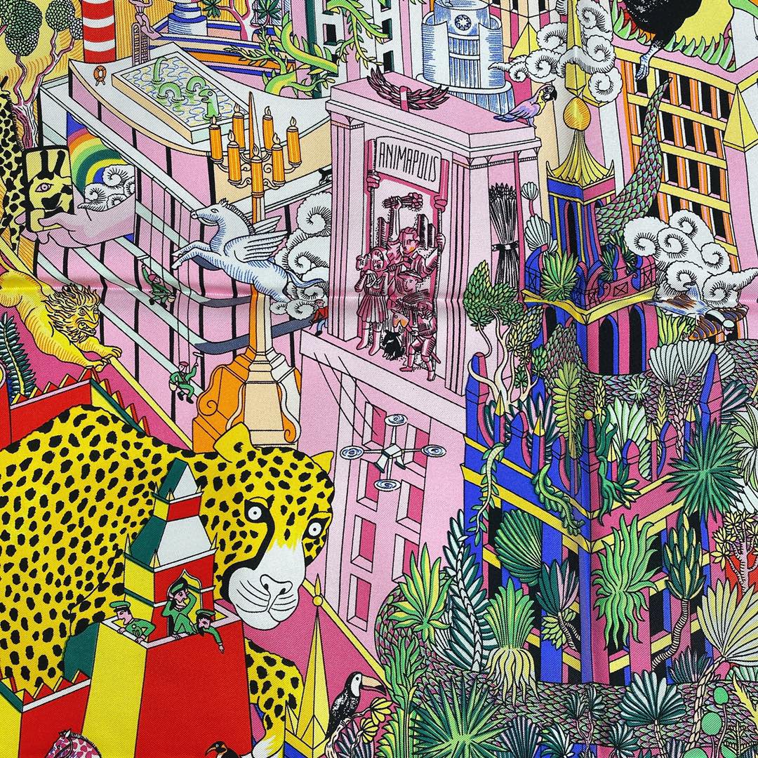 HERMES 爱马仕 夏季新款《动物之城丝巾》紫色 Size：90x90cm 100%真丝