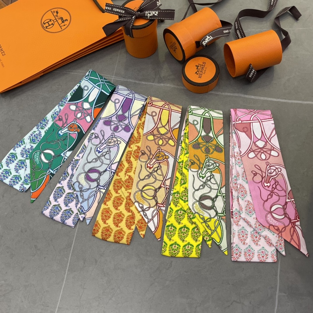 HERMES 爱马仕 小丝巾 最新限量款 真丝斜纹面料 