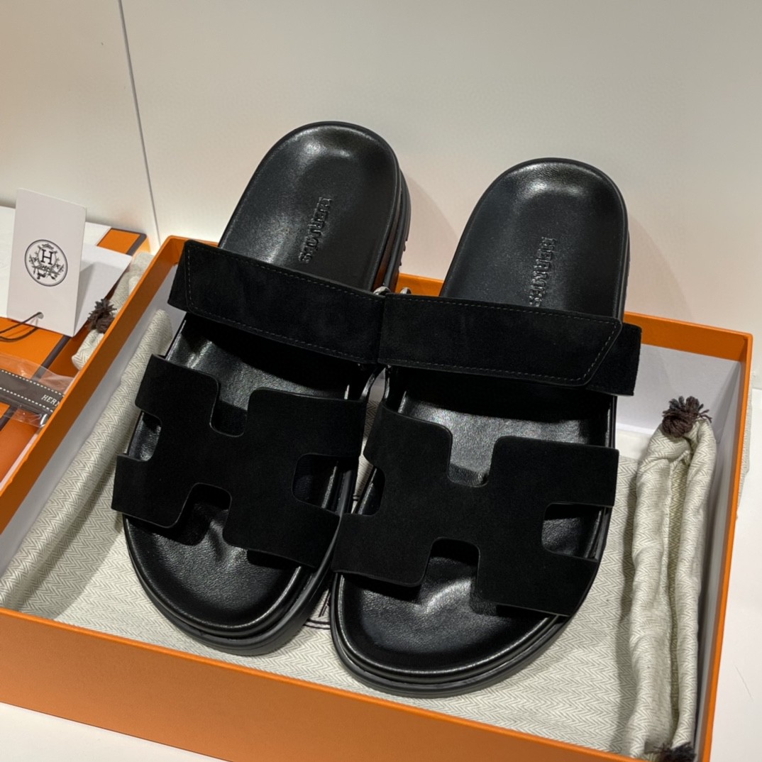 爱马仕 Chypre 二舅鞋 出乎意料的好看 丑萌丑萌哒  专柜最新款 魔术贴凉鞋 简单好搭配