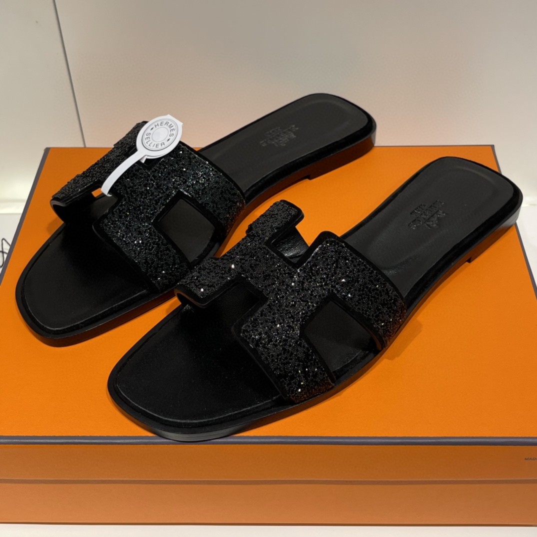 爱马仕 HERMES 水钻款拖鞋 手工定制 1:1品质 35-41(偏小一码) 12天出货