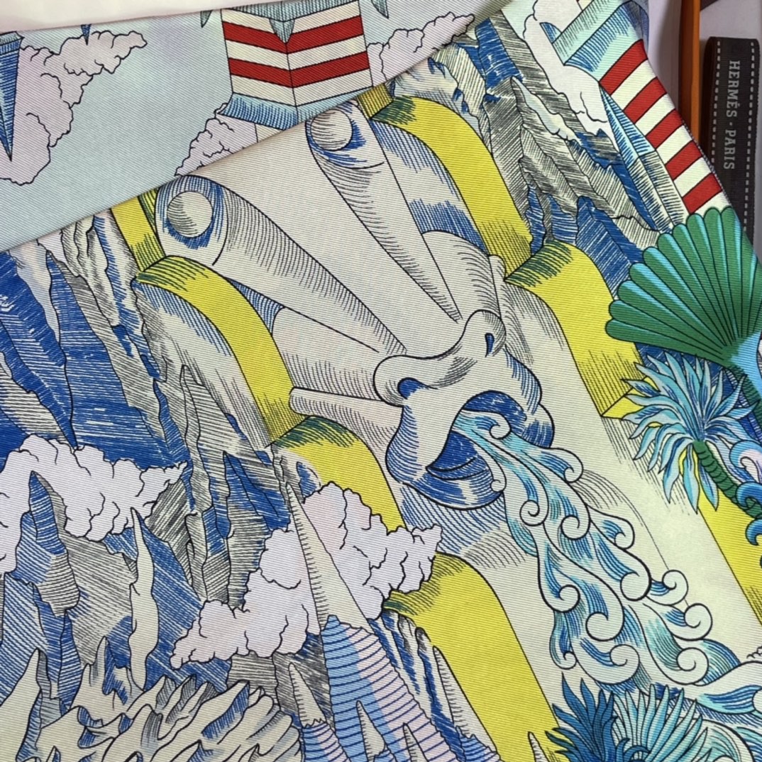 爱马仕 HERMES 21年新款 真丝方巾 粉色 18姆米 100%斜纹真丝 90*90cm