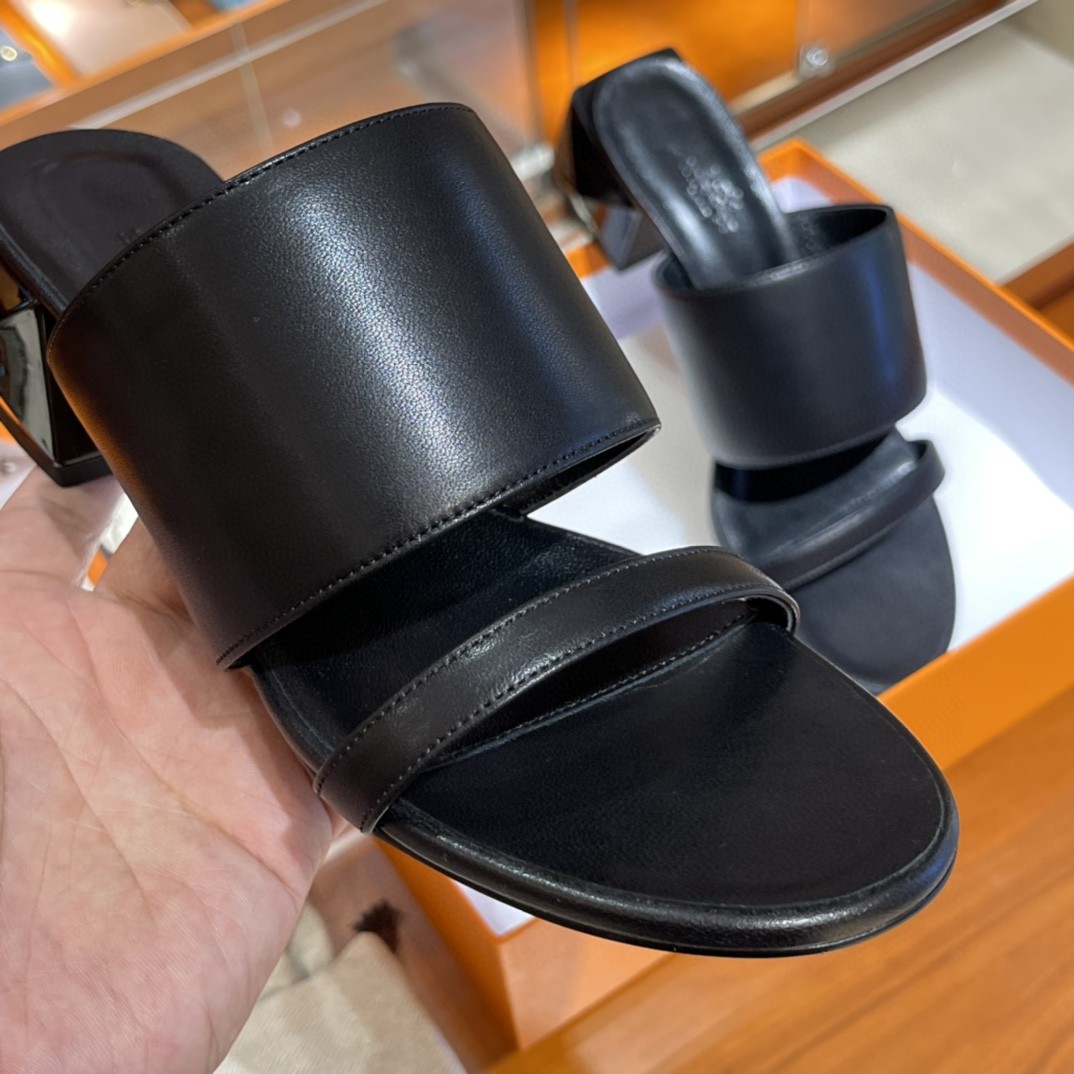 爱马仕 新款方跟拖鞋  2色 纯手工定制 接受预定 小牛皮  黑色 35-41码