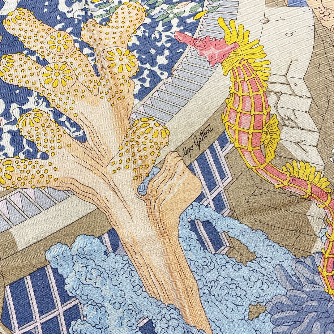 Hermes 秋季款 《藏书章版亚特兰蒂斯丝绒披肩》蓝灰色 Size：140x140cm