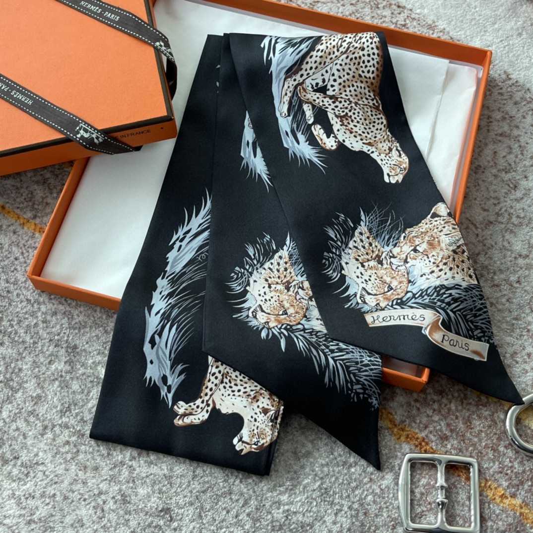 HERMES 21夏季新款Maxi Twilly《猎豹》 黑色 ～100%真丝  10*180cm 可作为头巾、腰带佩戴或系绕颈间