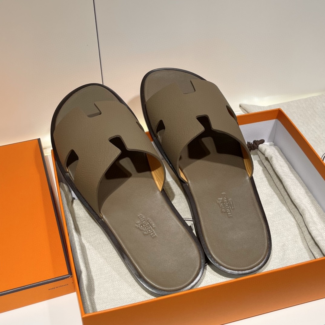 HERMES 男士拖鞋 纯手工 接受预定 偏小一码 39-45 Epsom 大象灰 超高级~ 货期12天