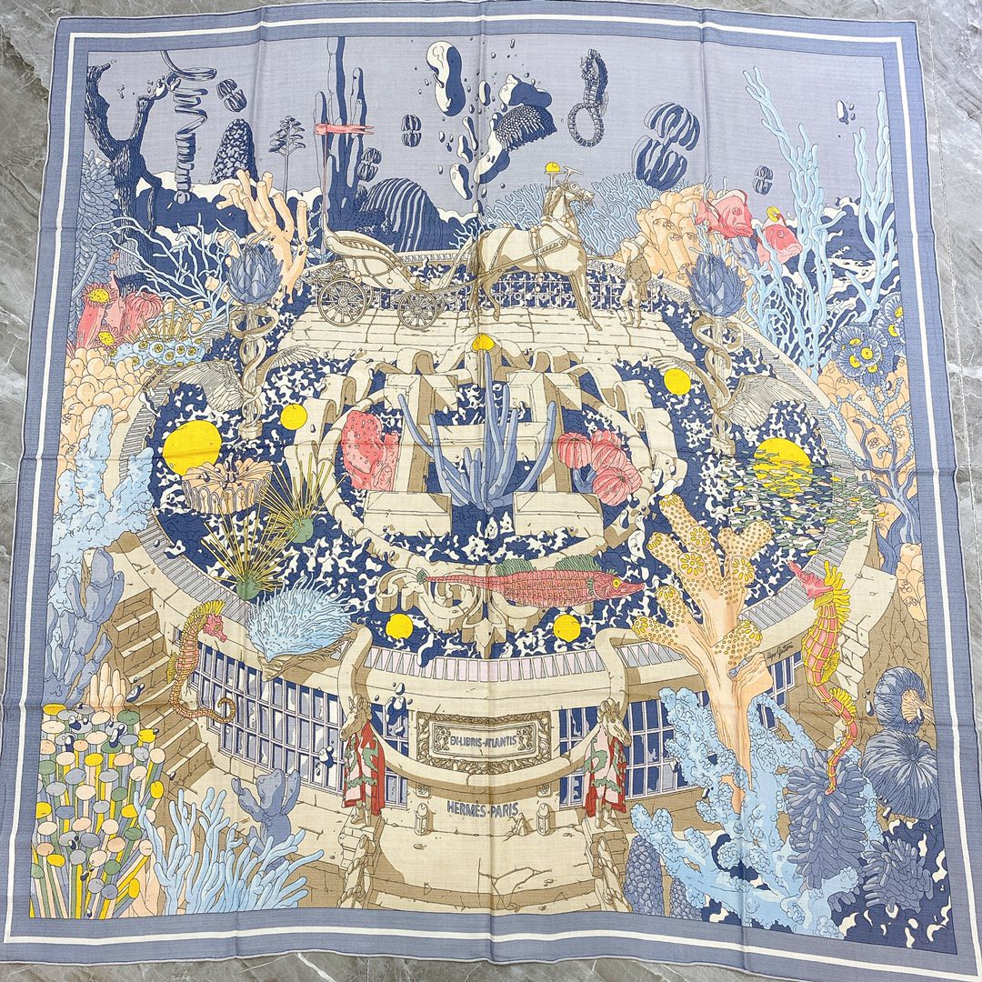 Hermes 秋季款 《藏书章版亚特兰蒂斯丝绒披肩》蓝灰色 Size：140x140cm