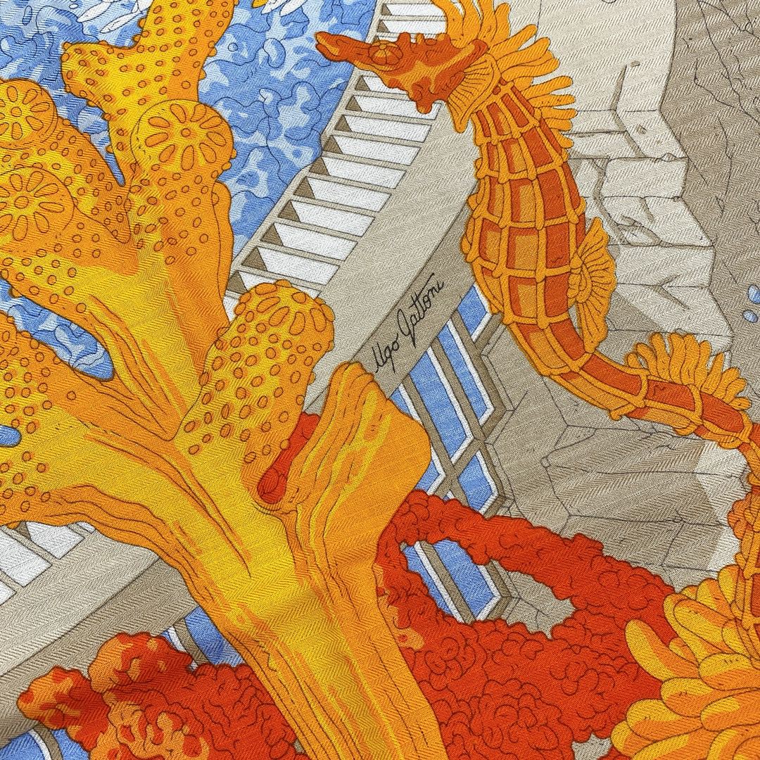 Hermes 秋季款 《藏书章版亚特兰蒂斯丝绒披肩》 蓝橙色 Size：140x140cm