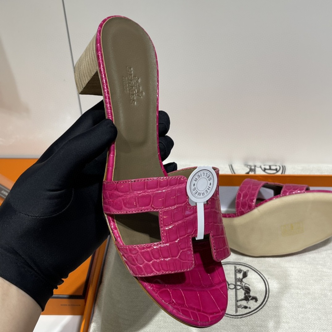 爱马仕 客订的鳄鱼皮拖鞋 手工定制 品质看的见的好 天方夜谭紫 好美的颜色 35-41码（建议定大一码哟)