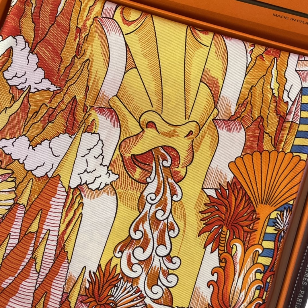 爱马仕 HERMES 21年新款 真丝方巾 橘色 18姆米 100%斜纹真丝 90*90cm