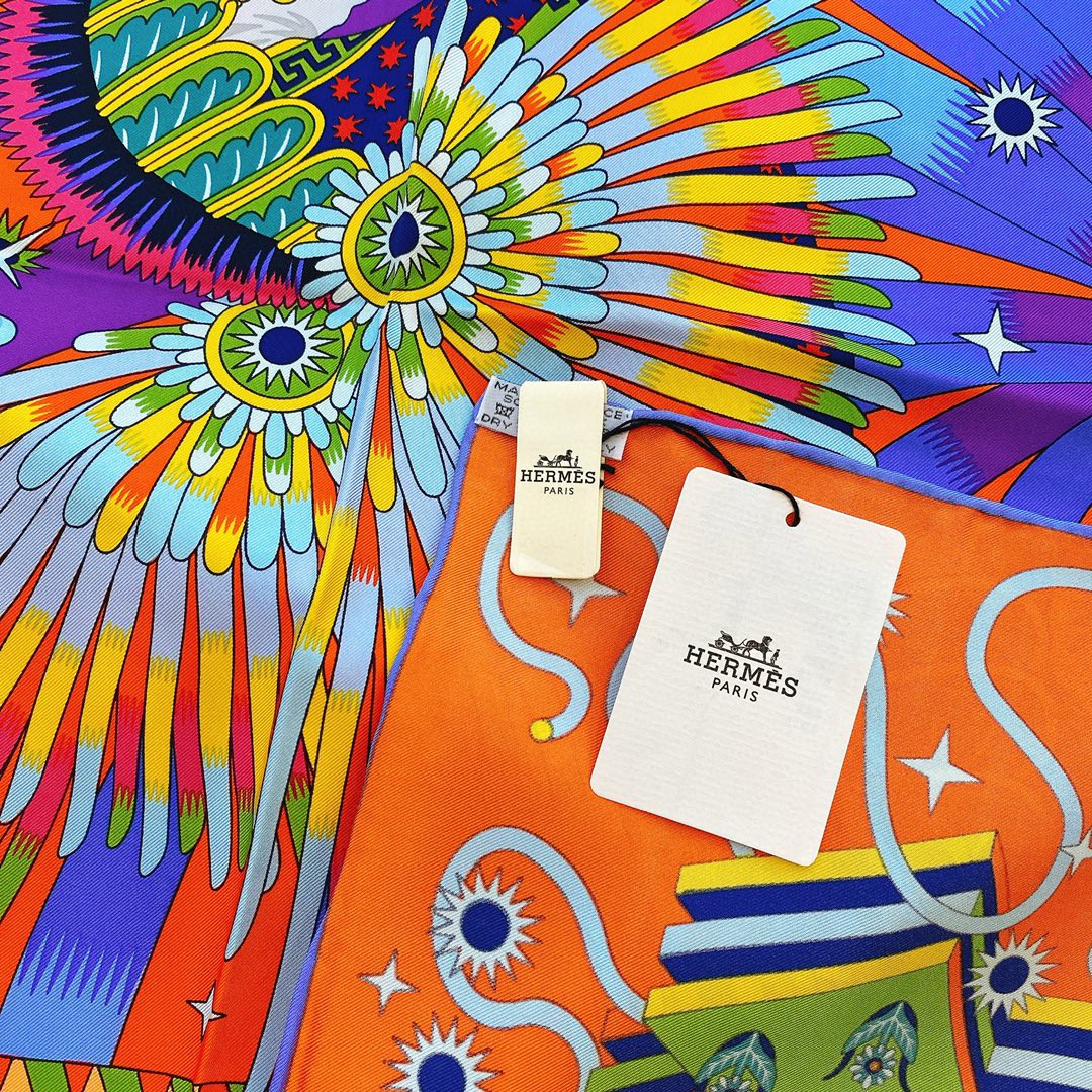 HERMES 21年夏季新款丝巾《飞马之源》橙色 90x90cm 100%真丝材质