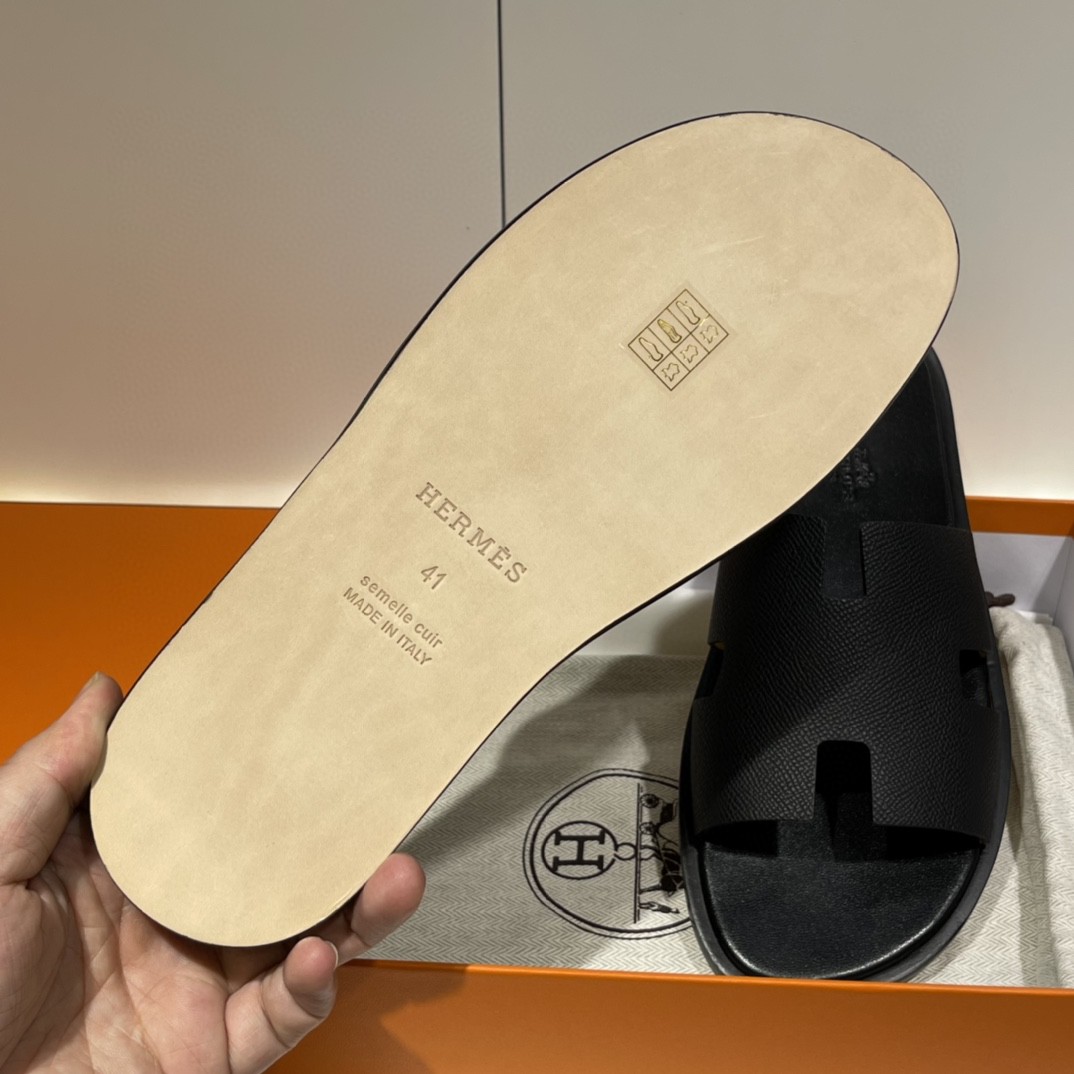HERMES 男士拖鞋 纯手工 接受预定 偏小一码 39-45 Epsom 黑色 超高级~ 货期12天