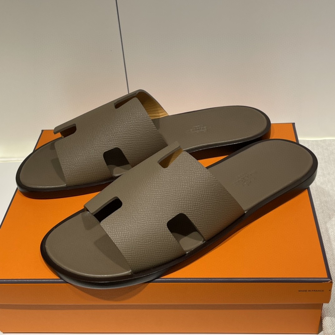 HERMES 男士拖鞋 纯手工 接受预定 偏小一码 39-45 Epsom 大象灰 超高级~ 货期12天