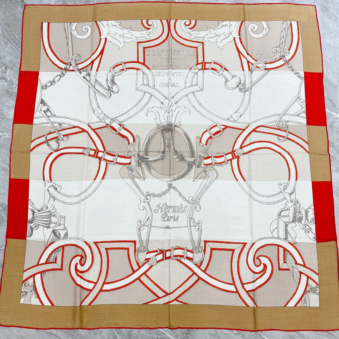 Hermes 秋季款 《国家马术指导条纹版丝绒披肩》米色 Size：140x140cm